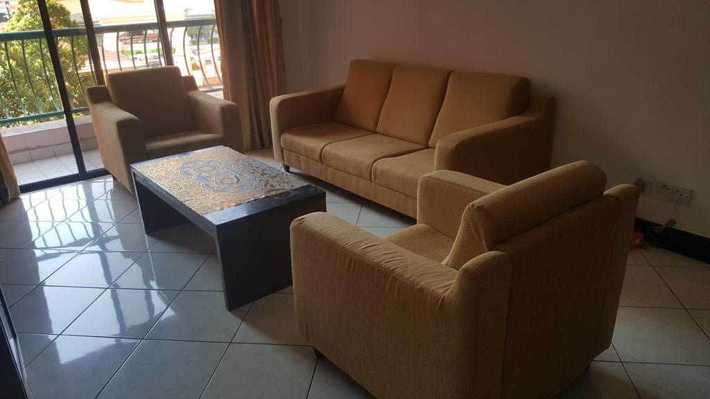 Homestay Marina Court Resort Kota Kinabalu Ngoại thất bức ảnh